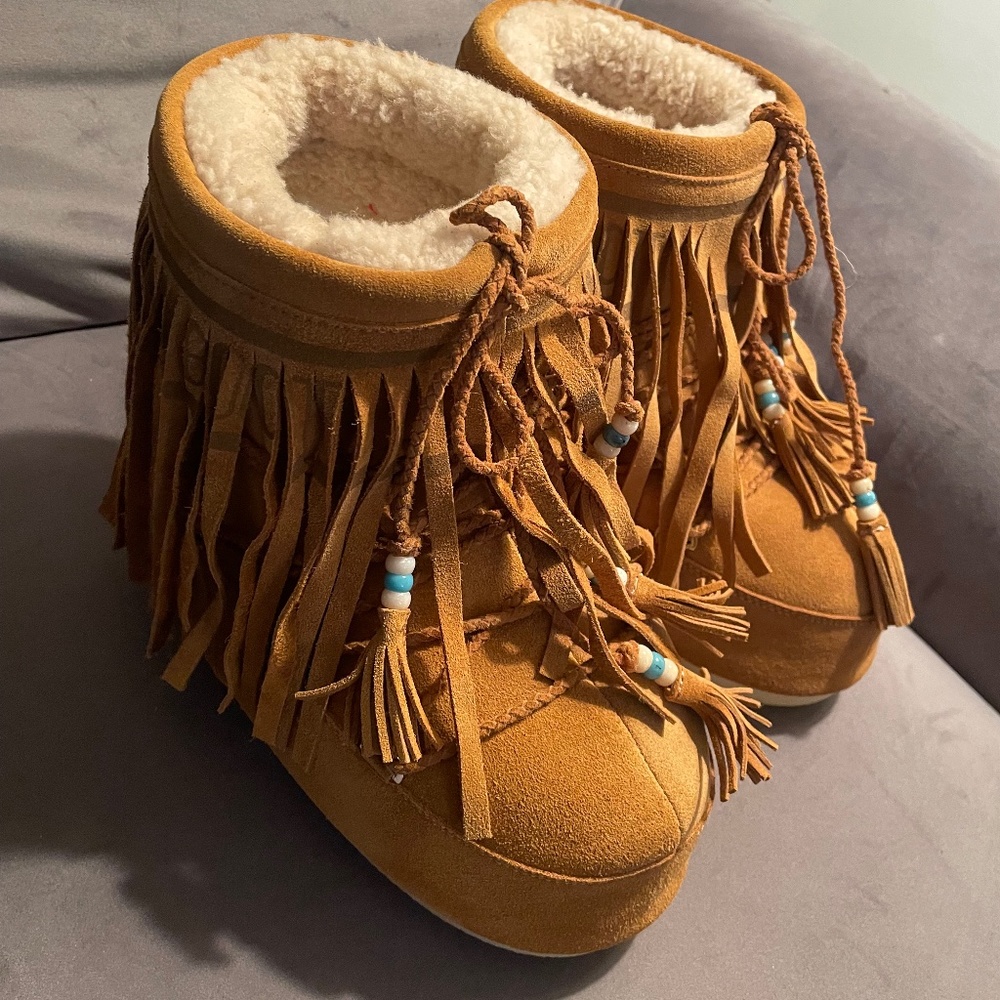 ALANUI X MOON BOOTS